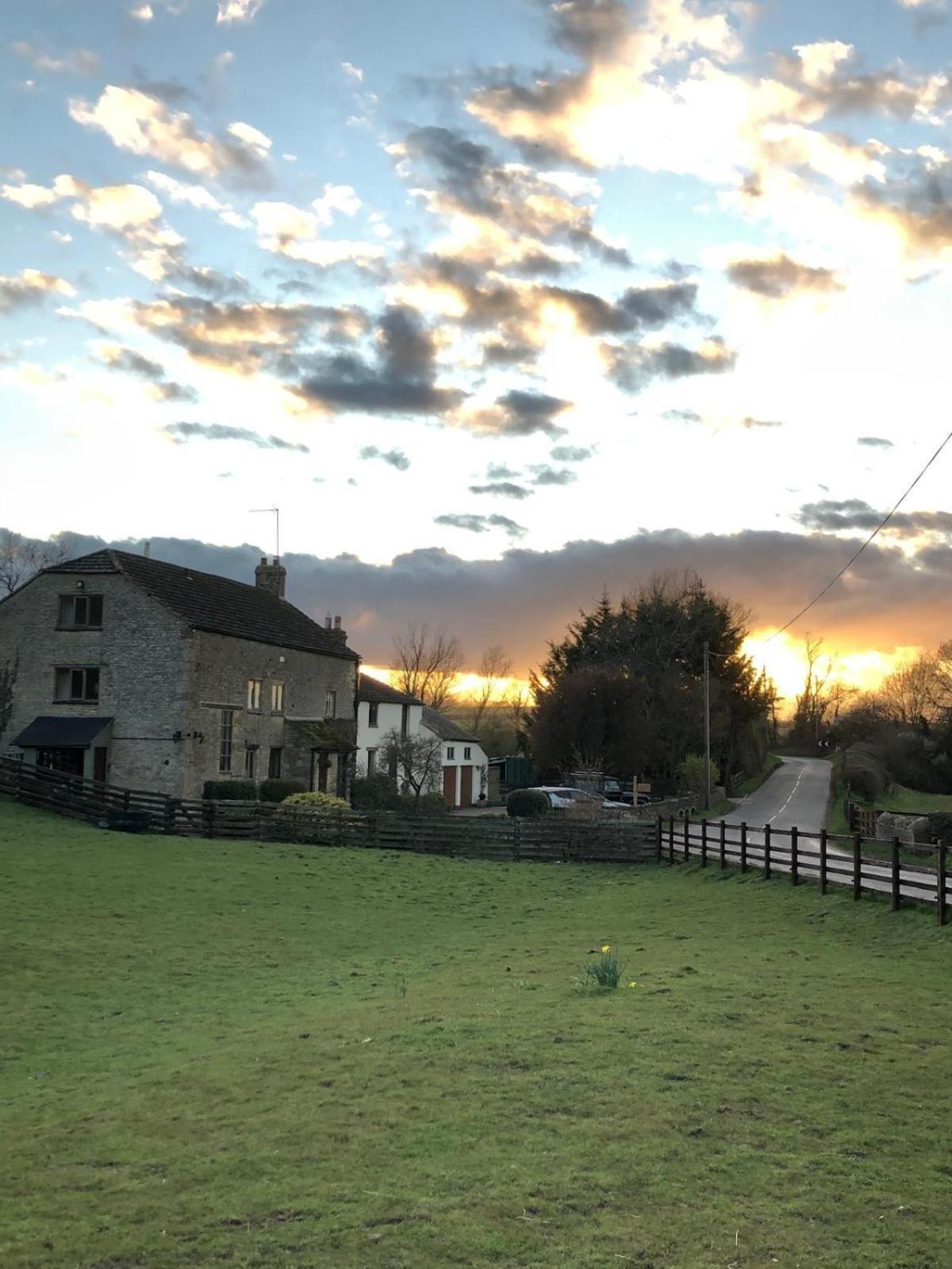 Astwell Mill Bed & Breakfast Helmdon Dış mekan fotoğraf